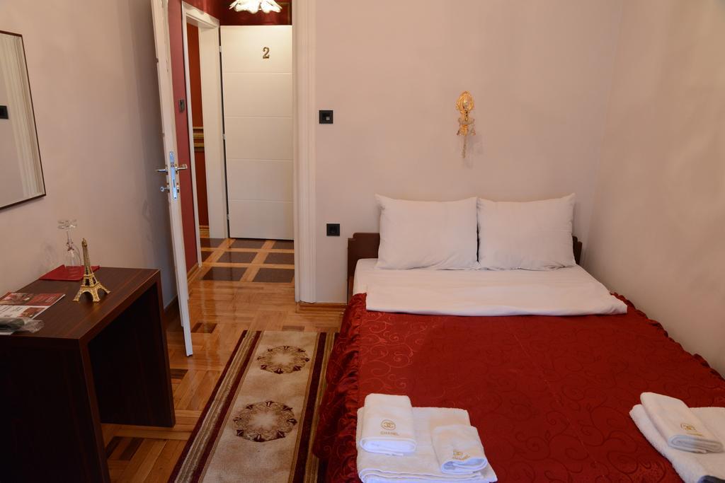 Apartmani Vivaldi Ni Habitación foto